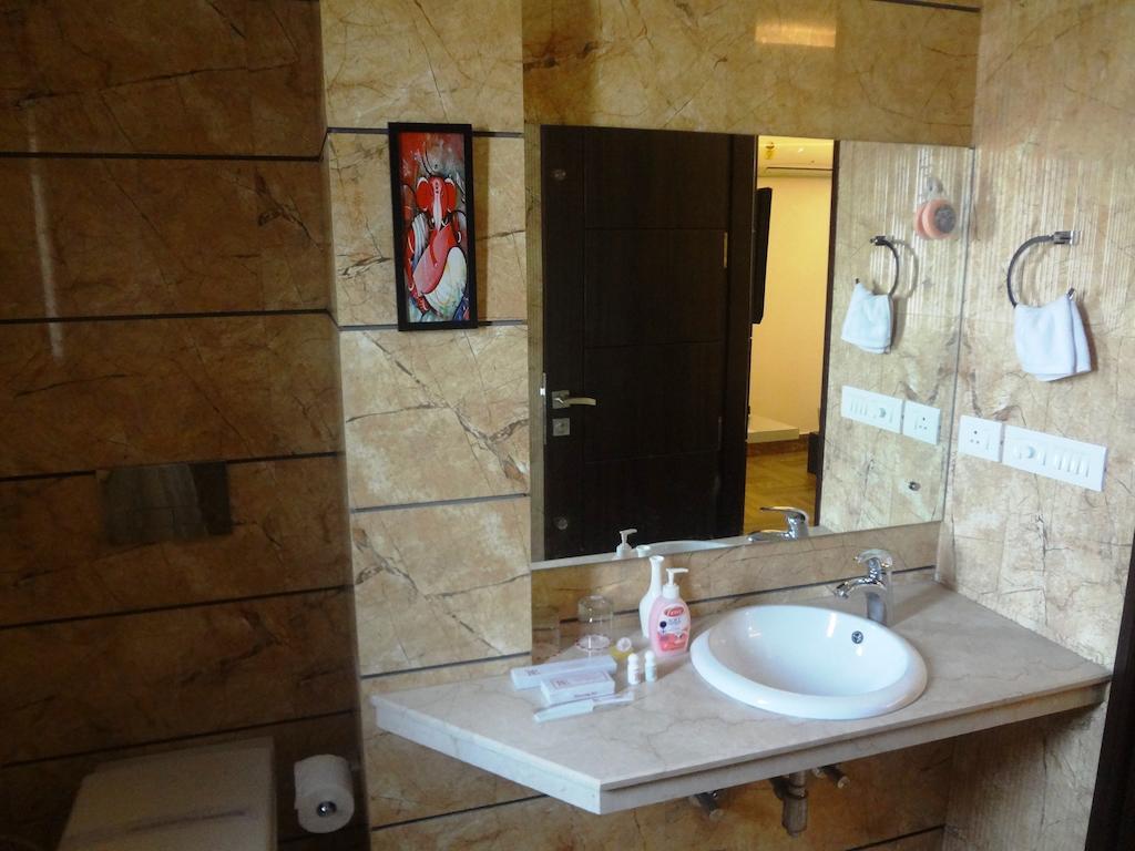 Отель Rr Residency Дели Номер фото
