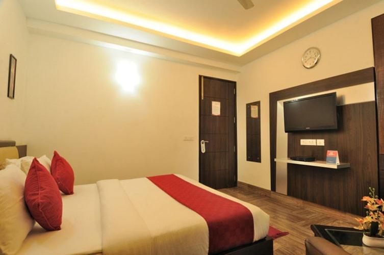 Отель Rr Residency Дели Экстерьер фото